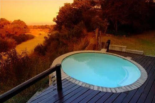 Indlovu River Lodge Karongwe Game Reserve Extérieur photo